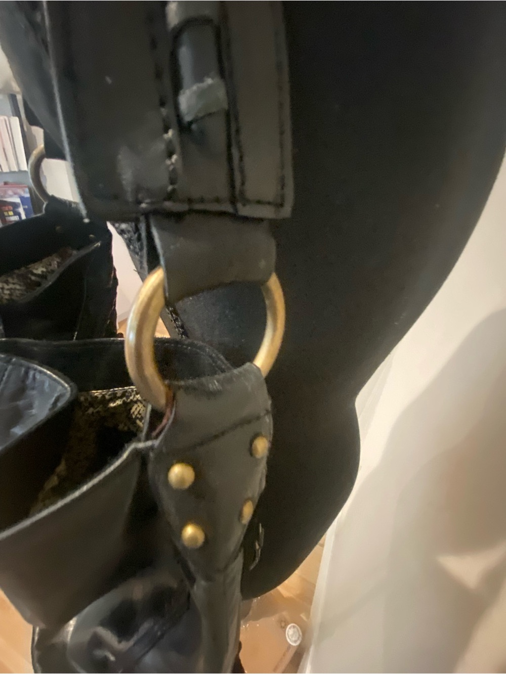 Vintage Y2K Steve Madden mixed media leather & suede hobo bag. 🔥🔥MSRP $128. - Picture 6 of 9
